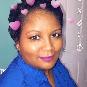 Meet your Posher, Amalia